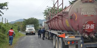 Recortan salarios y prestaciones a petroleros de Poza Rica