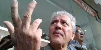 “¡Inepto!”, gritan al atarantado alcalde de Xalapa