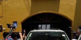 (Video) Trasladan restos de Sergio Pitol a la funeraria Bosques del Recuerdo