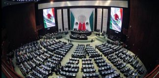 La mayoría que se desmorona