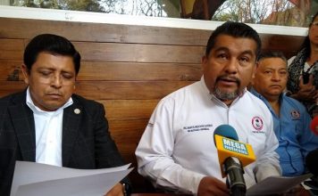 Anuncian paro de labores en los Cecytev por recorte en educación