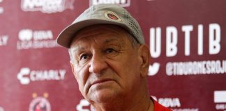 Tiburones Rojos de Veracruz serán competitivos: Enrique Meza