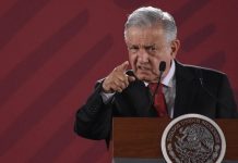 A-U-T-O-R-I-T-A-R-I-S-M-O