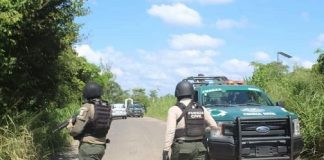 Balacera deja 4 civiles muertos y 2 policías heridos en carretera Oluta-Texistepec