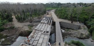 Puente “Las Cañadas”, en su etapa final; en Martínez de la Torre