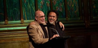 Reencuentro en Bellas Artes: Iñárritu y Arriaga celebran los 25 años de Amores Perros